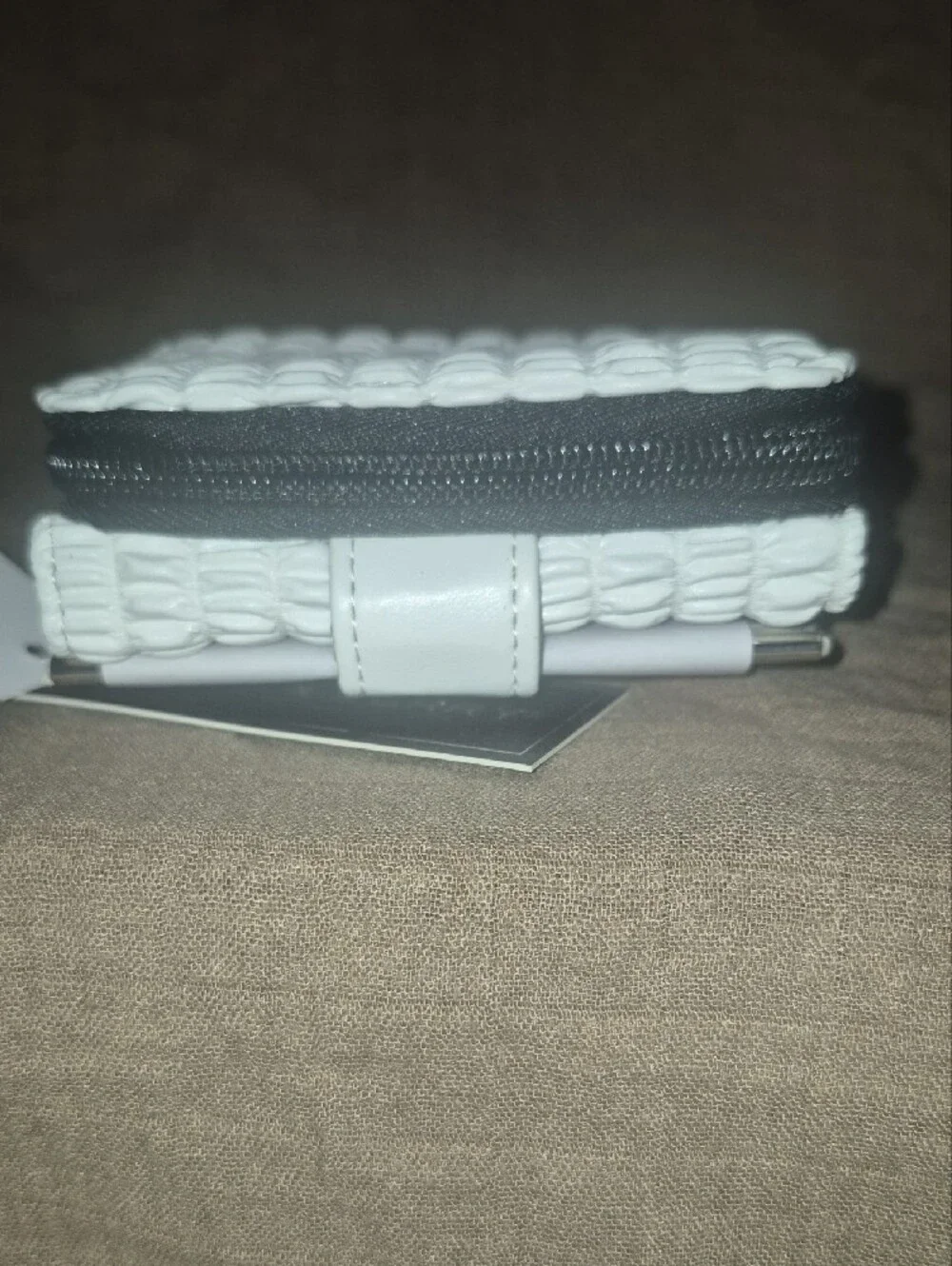 Jane & Berry White Compact Wallet